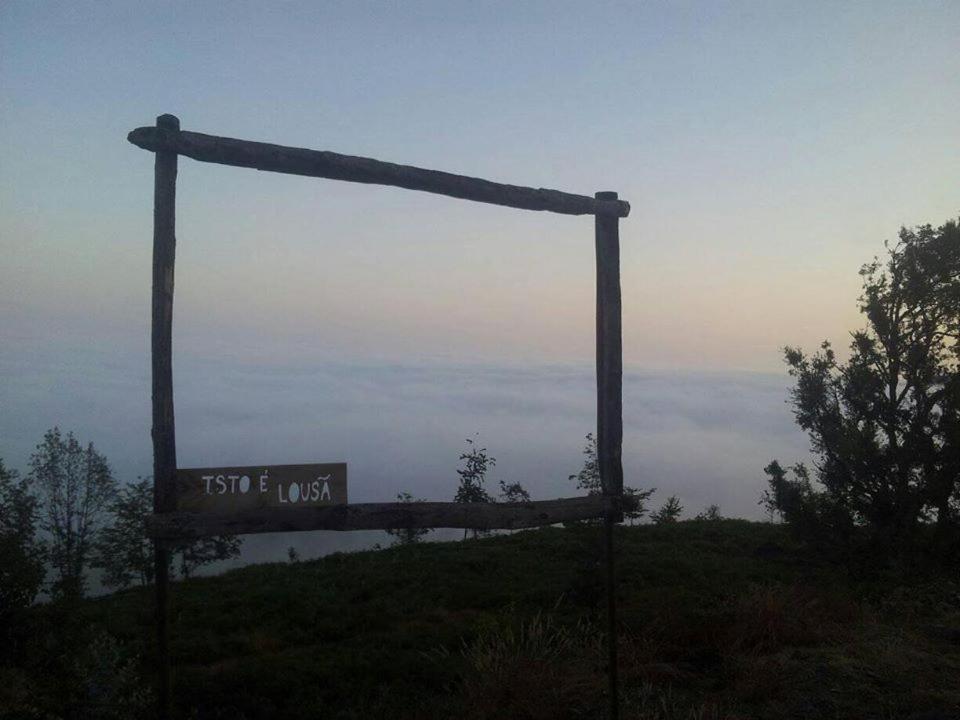 Chez Louise: onde a Serra beija o Céu Lousã Esterno foto