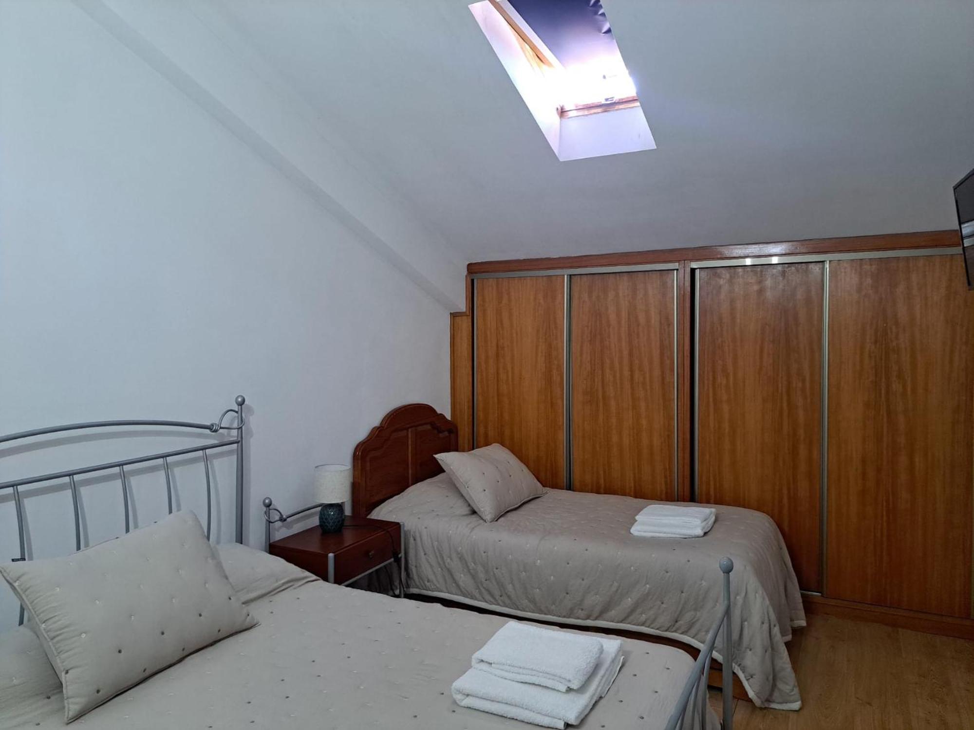 Chez Louise: onde a Serra beija o Céu Lousã Esterno foto